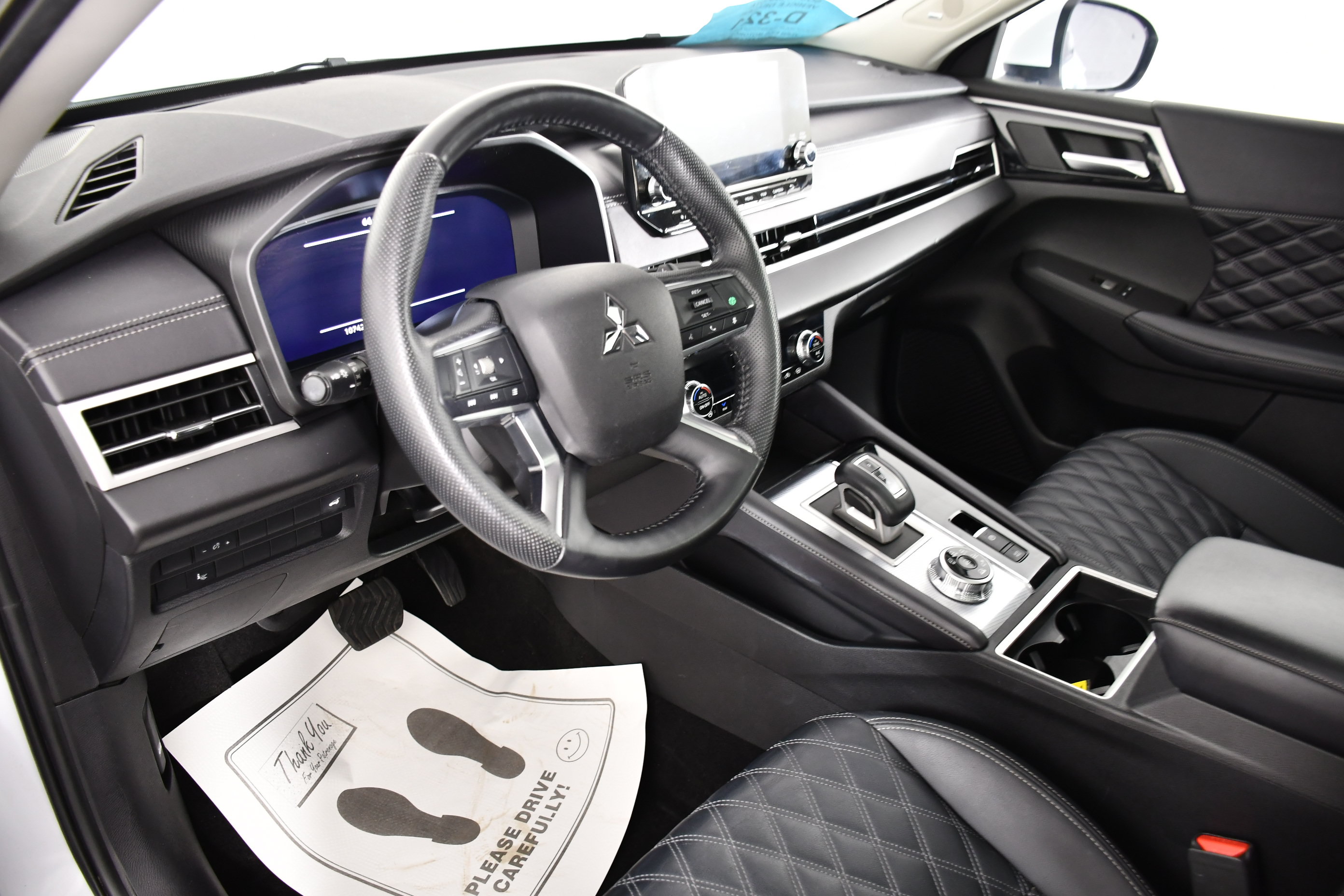 Used 2024 Mitsubishi Outlander SEL AWD/4WD image 36