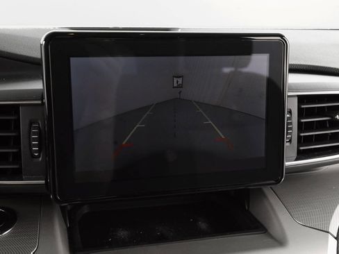 Used 2023 Ford Explorer XLT w/ Equipment Group 202A image 25