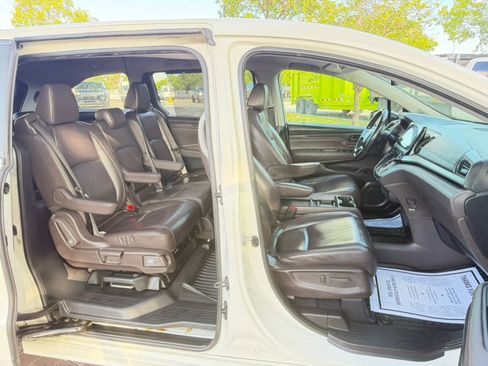 Used 2018 Honda Odyssey Touring image 40