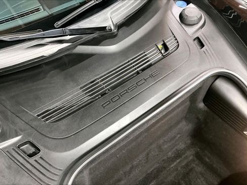 Used 2017 Porsche 718 Boxster image 32