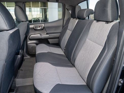 Certified 2023 Toyota Tacoma TRD Off-Road image 14