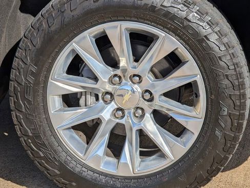 Used 2019 Chevrolet Silverado 1500 LTZ w/ LTZ Premium Package image 11