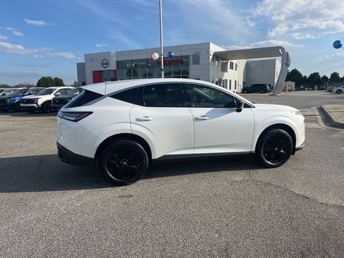 Used 2025 Nissan Murano SV image 5