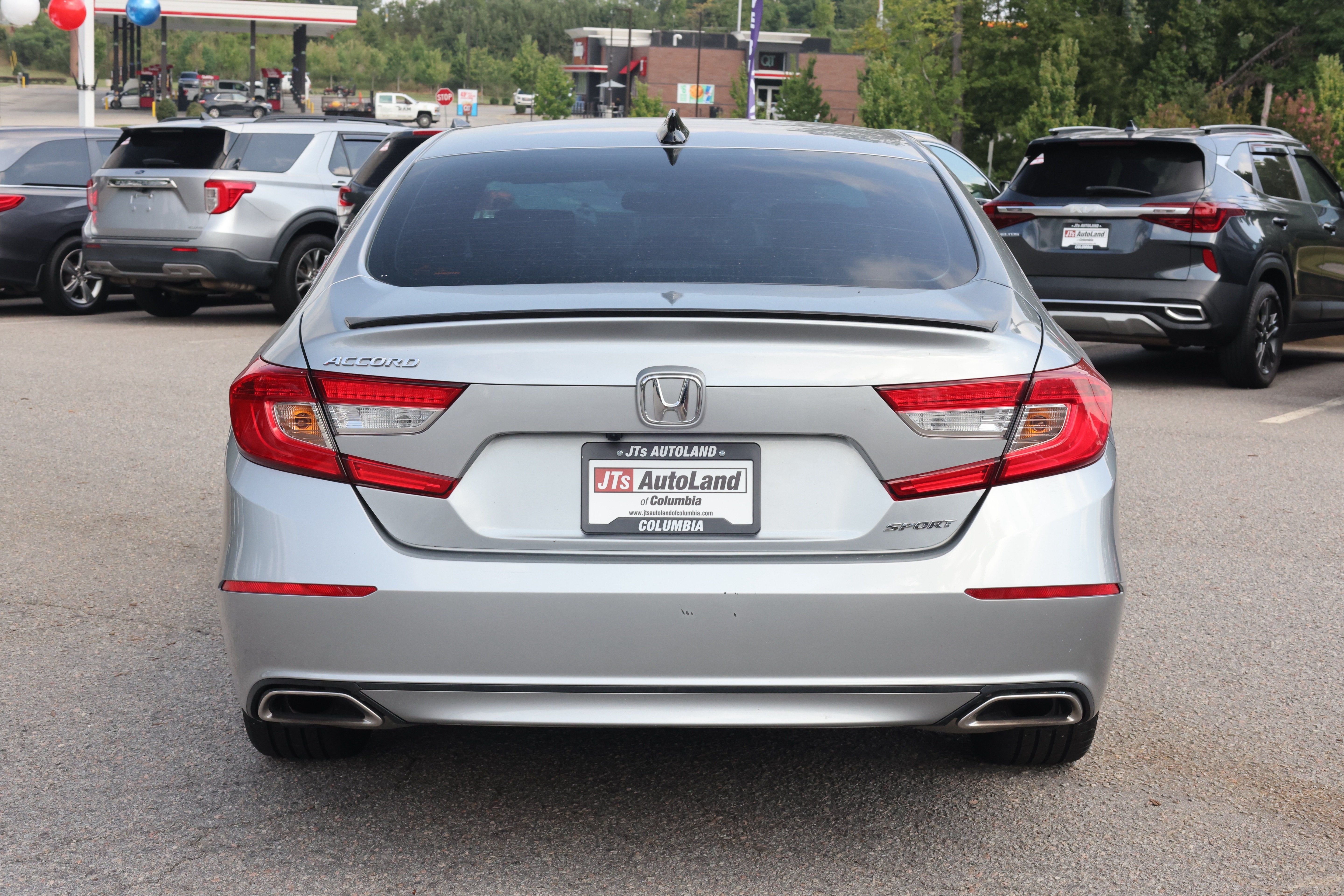 Used 2022 Honda Accord Sport image 4