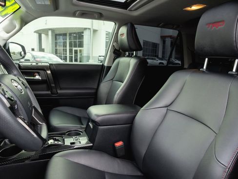 Used 2021 Toyota 4Runner TRD Off-Road Premium image 12