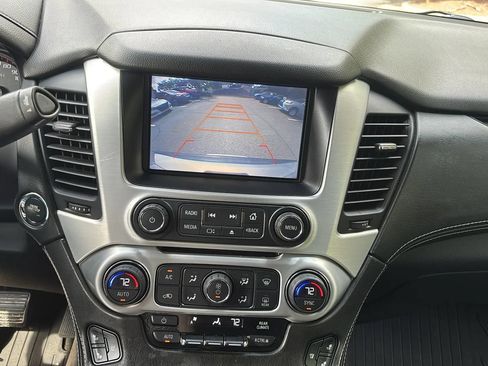 Used 2016 GMC Yukon SLT w/ Open Road Package AWD/4WD image 11