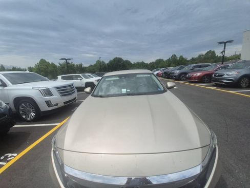 Used 2020 Honda Accord LX image 2