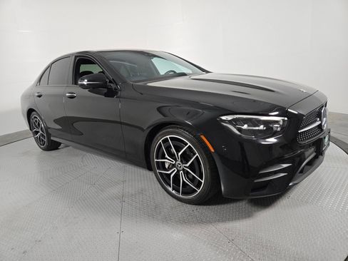 Used 2022 Mercedes-Benz E 350 Sedan image 16