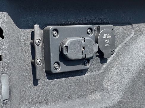 Used 2024 RAM 3500 Laramie image 11