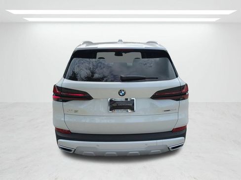 New 2026 BMW X5 xDrive40i w/ Premium Package AWD/4WD image 5