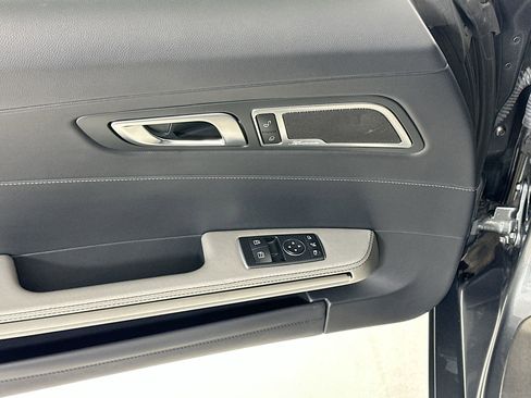 Used 2019 Mercedes-Benz AMG GT Roadster image 19