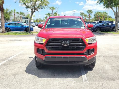 Used 2018 Toyota Tacoma SR w/ SR Convenience Package RWD image 2