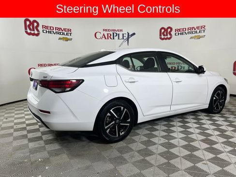 Used 2024 Nissan Sentra SV image 8