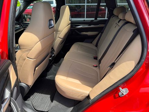 Used 2017 BMW X5 M AWD/4WD image 30