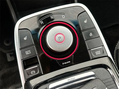 Used 2022 Kia Niro EX w/ Cold Weather Package image 15