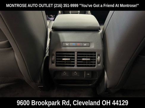 New 2026 Land Rover Discovery Sport Landmark image 36