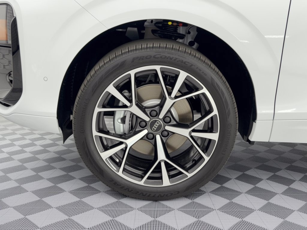 New 2026 Audi Q3 quattro 2.0T AWD/4WD image 13