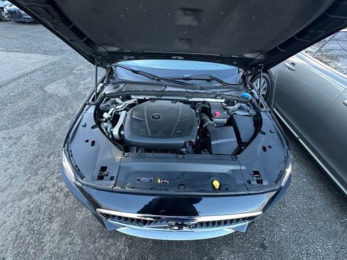 Used 2018 Volvo V90 T5 Cross Country w/ Convenience Package image 28