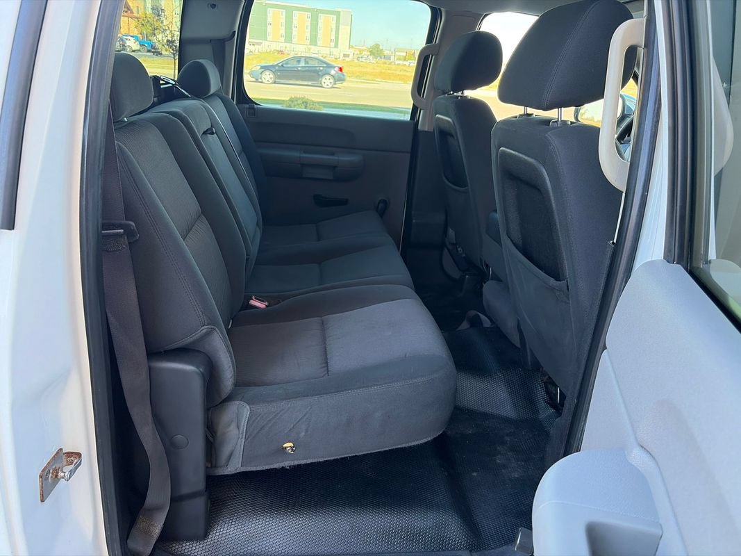 Used 2012 Chevrolet Silverado 1500 W/T w/ Skid Plate Package AWD/4WD image 16