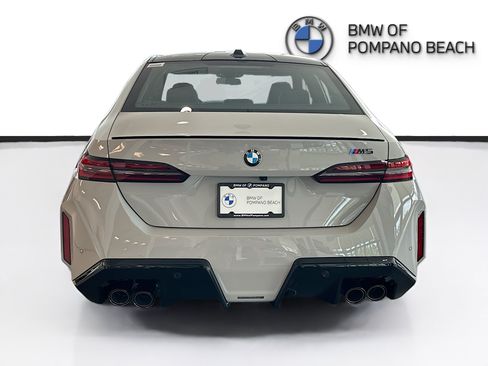 New 2027 BMW M5 w/ Executive Package AWD/4WD image 5
