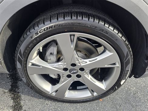 Used 2023 Genesis GV80 2.5T w/ Prestige Package image 17