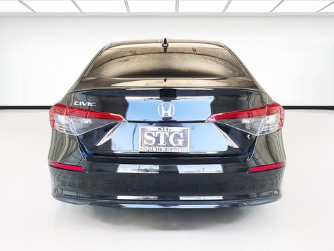 Used 2022 Honda Civic LX image 5