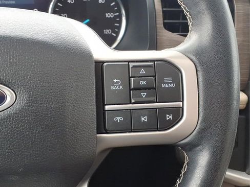 Used 2024 Ford Expedition Max Limited image 16