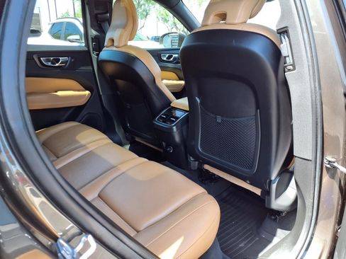Used 2020 Volvo XC60 T5 Inscription w/ Protection Package Premier AWD/4WD image 13