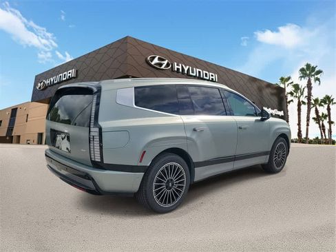 New 2026 Hyundai Ioniq 9 Calligraphy image 3