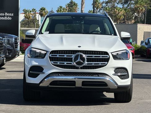 Used 2024 Mercedes-Benz GLE 450 4MATIC image 9