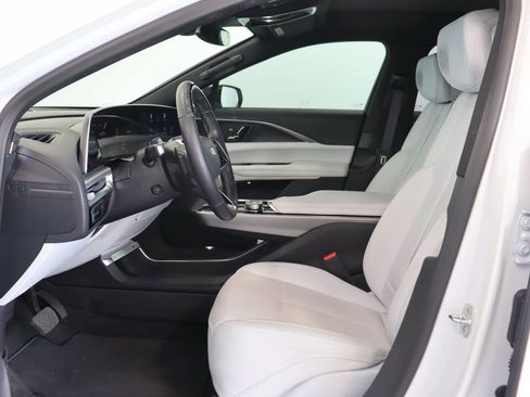 Used 2024 Cadillac Lyriq Luxury w/ LPO, Floor Liner Package RWD image 8