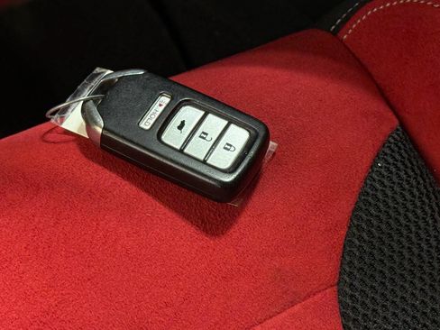 Used 2018 Honda Civic Type R image 95