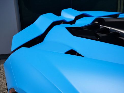 Used 2025 Lamborghini Revuelto AWD/4WD image 14