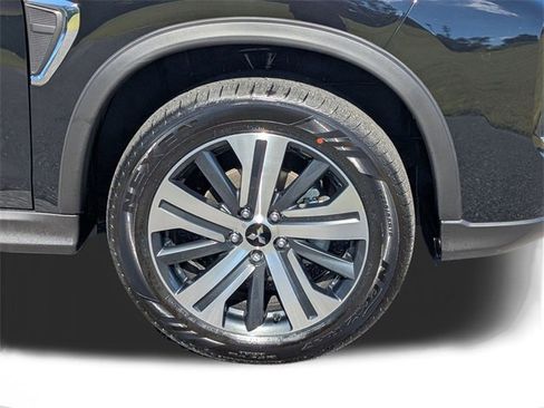 New 2025 Mitsubishi Outlander Sport SE image 10