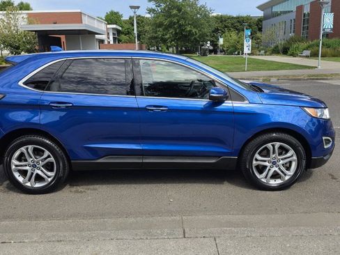 Used 2018 Ford Edge Titanium AWD/4WD image 4