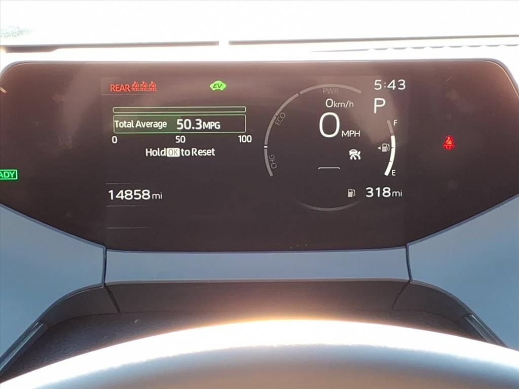 Certified 2025 Toyota Prius LE FWD image 20
