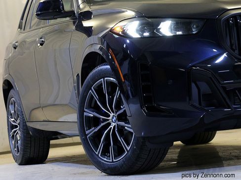 New 2026 BMW X5 xDrive40i w/ M Sport Package image 4