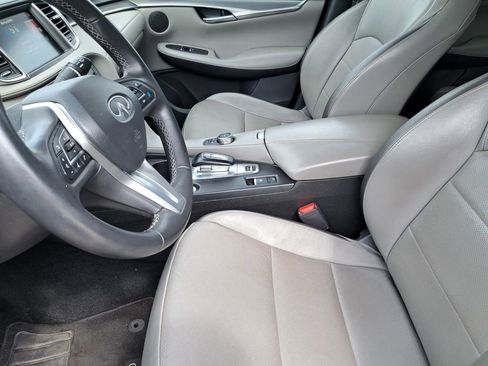 Used 2023 INFINITI QX50 Luxe FWD image 19