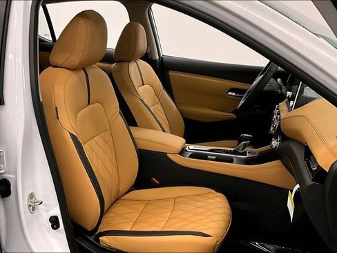 New 2025 Nissan Sentra SV w/ SV Premium Package image 36