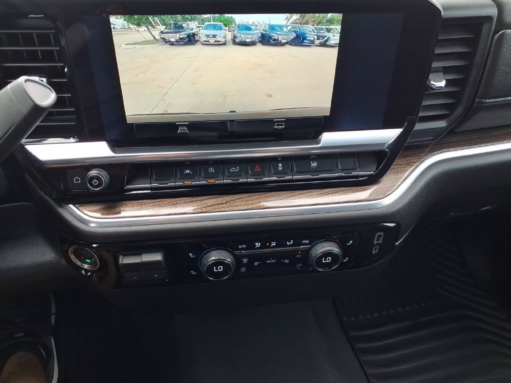 Used 2026 Chevrolet Silverado 1500 RST AWD/4WD image 15