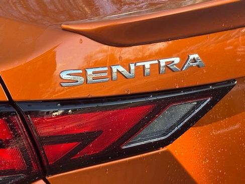 Used 2024 Nissan Sentra SR w/ SR Premium Package image 47