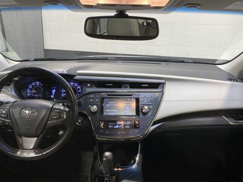 Used 2016 Toyota Avalon XLE Plus image 10