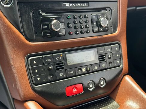 Used 2014 Maserati GranTurismo Sport RWD image 23