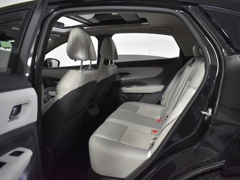 Certified 2024 Nissan Ariya AWD image 31