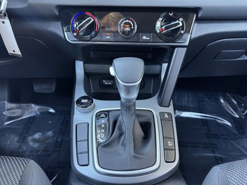 Used 2024 Kia Seltos LX image 24