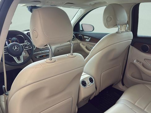 Certified 2022 Mercedes-Benz GLC 300 image 22