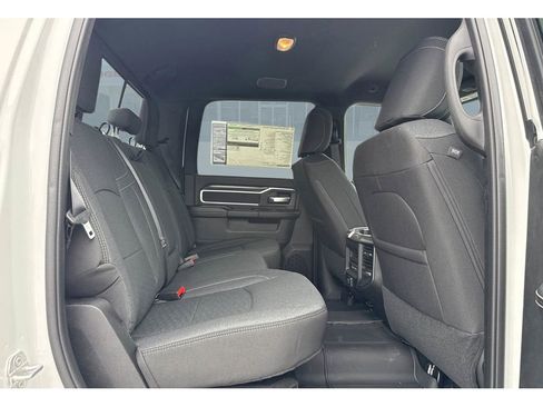 New 2026 RAM 2500 Big Horn AWD/4WD image 19