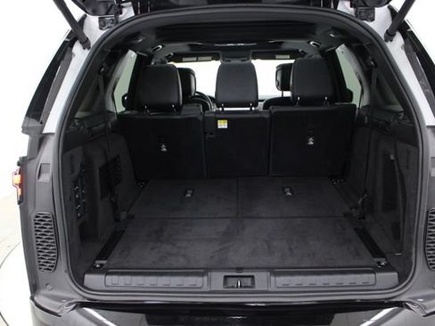 Used 2023 Land Rover Discovery S R-Dynamic AWD/4WD image 58
