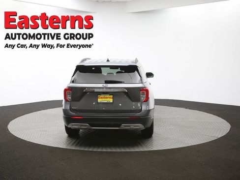 Used 2023 Ford Explorer XLT w/ Equipment Group 202A image 38