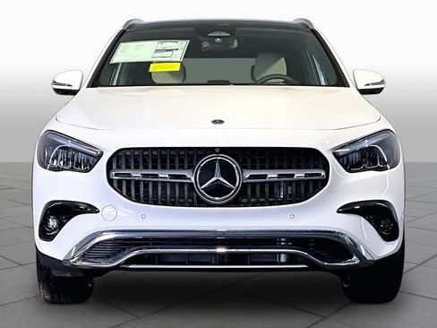 New 2026 Mercedes-Benz GLA 250 4MATIC image 2